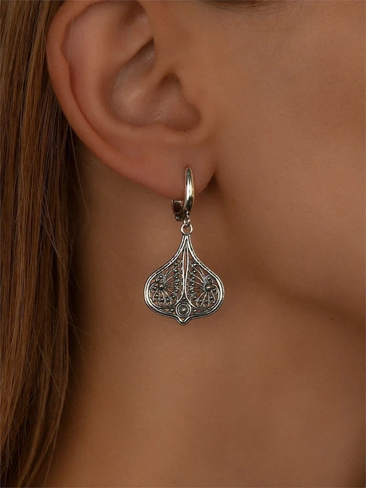 Серьги из серебра с филигранью 2389