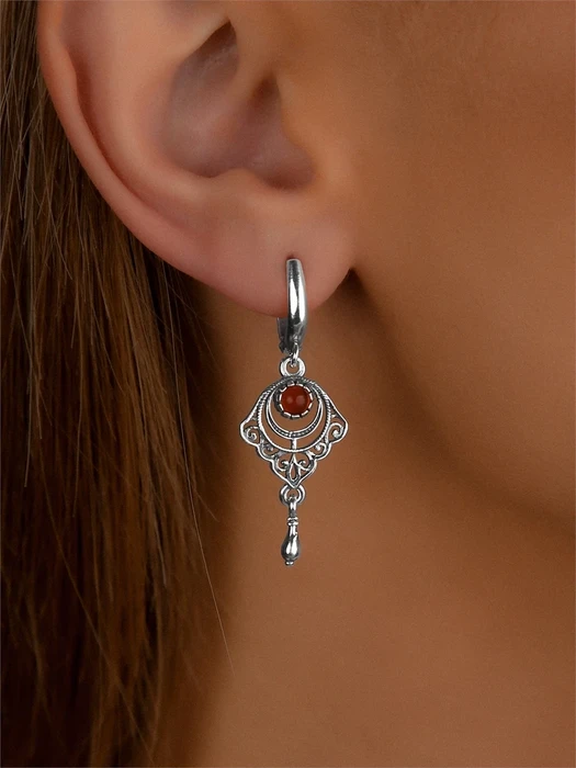 Серьги из серебра с сердоликом 3240