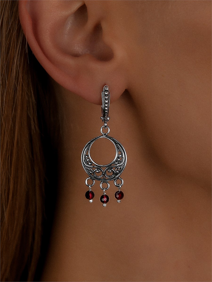 Серьги из серебра с гранатом 3254