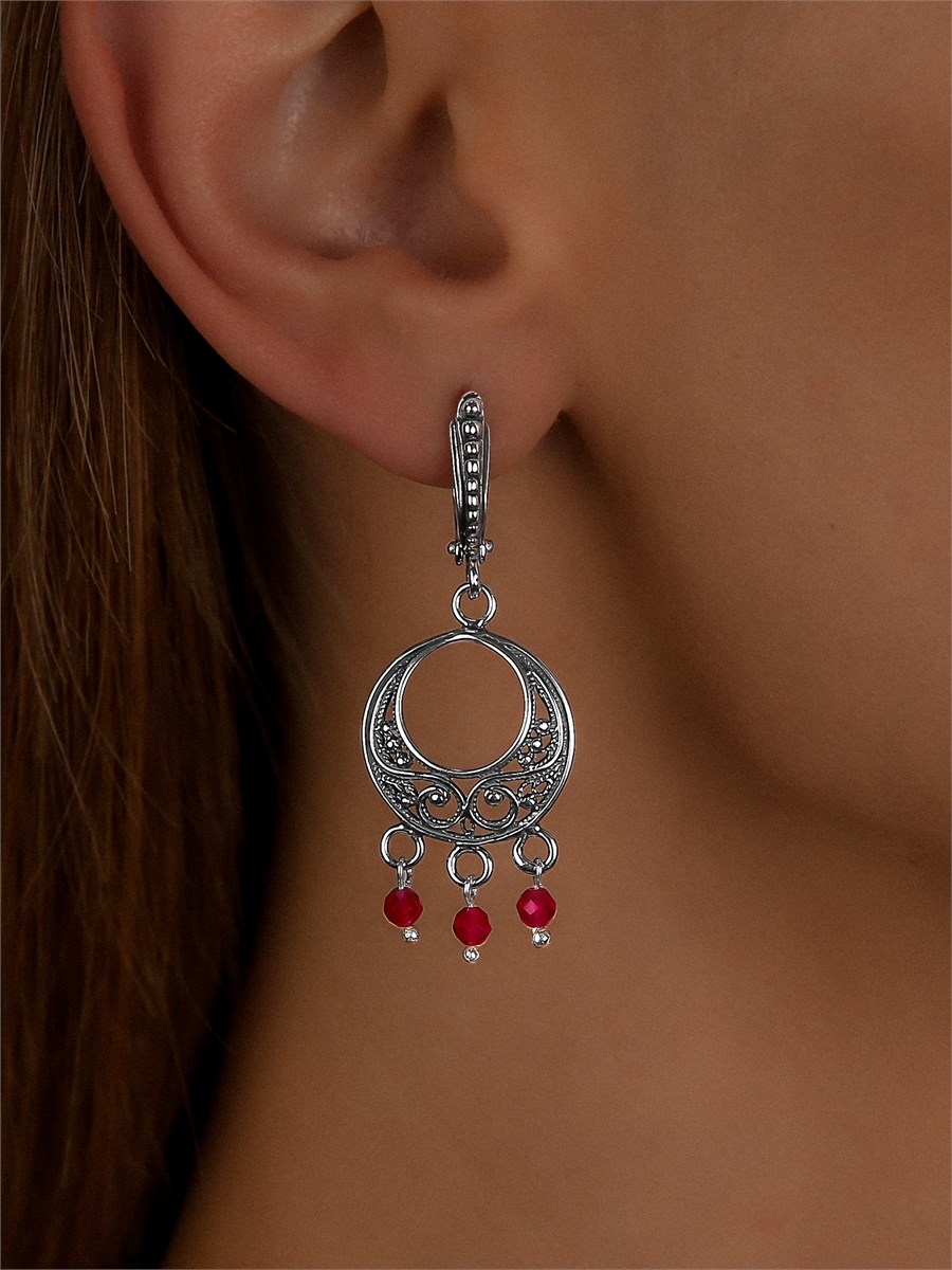 Серьги из серебра с корундом 3261