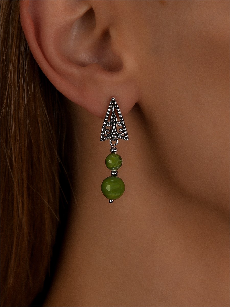 Серьги из серебра с нефритом 3285