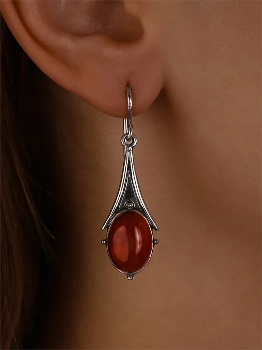 Серьги из серебра с сердоликом 1976