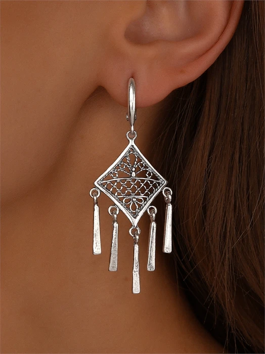 Серьги из серебра с подвесками 3497