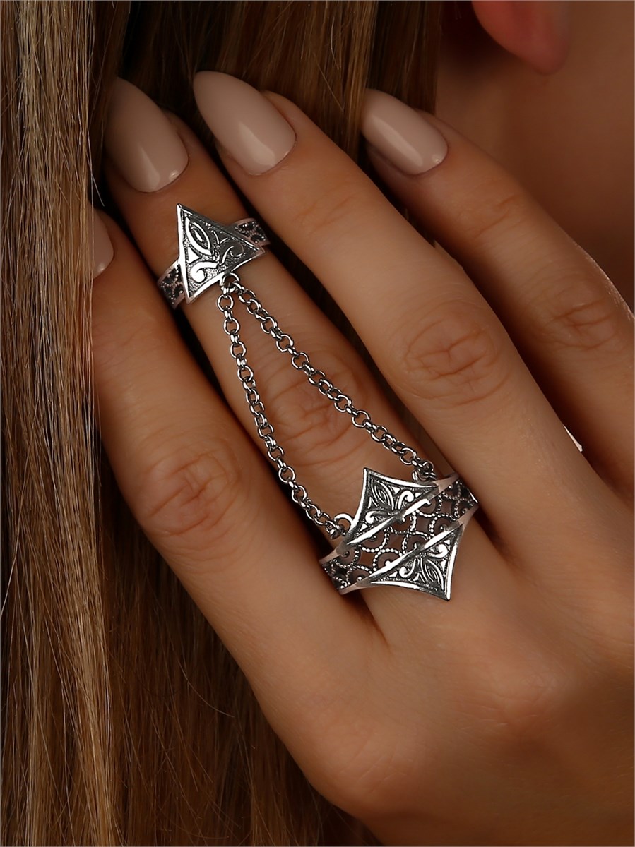 Кольцо из серебра 3237