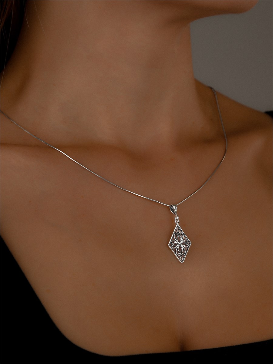 Кулон из серебра 3069