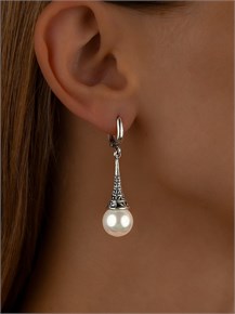 {{photo.Alt || photo.Description || 'Серьги из серебра с жемчугом'}}