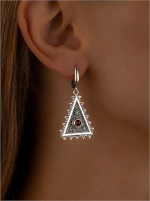 {{photo.Alt || photo.Description || 'Серьги из серебра с сердоликом'}}