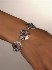 {{photo.Alt || photo.Description || 'Браслет из серебра с сердоликом'}}