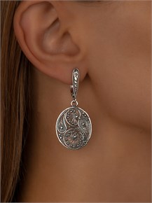 {{photo.Alt || photo.Description || 'Серьги из серебра с филигранью'}}