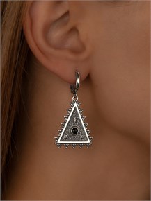 {{photo.Alt || photo.Description || 'Серьги из серебра с агатом'}}