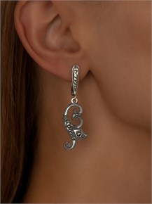 {{photo.Alt || photo.Description || 'Серьги из серебра'}}