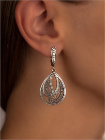 {{photo.Alt || photo.Description || 'Серьги из серебра'}}