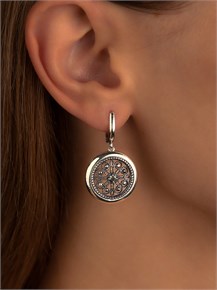 {{photo.Alt || photo.Description || 'Серьги из серебра с филигранью'}}