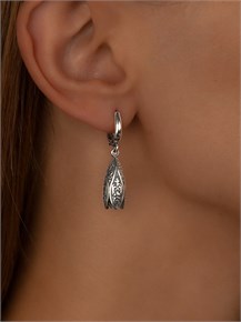 {{photo.Alt || photo.Description || 'Серьги из серебра'}}