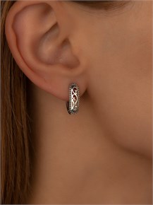 {{photo.Alt || photo.Description || 'Серьги из серебра с филигранью'}}