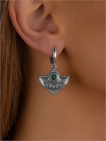 {{photo.Alt || photo.Description || 'Серьги из серебра с хризопразом'}}