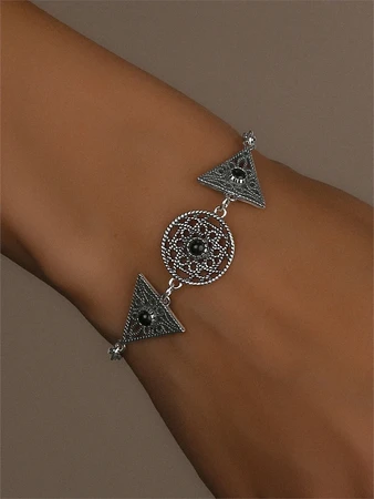 {{productViewItem.photos[photoViewList.activeNavIndex].Alt || productViewItem.photos[photoViewList.activeNavIndex].Description || 'Браслет из серебра с агатом'}}