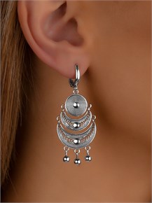 {{photo.Alt || photo.Description || 'Серьги из серебра'}}