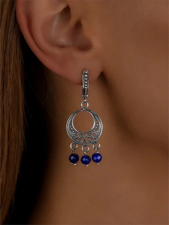 {{productViewItem.photos[photoViewList.activeNavIndex].Alt || productViewItem.photos[photoViewList.activeNavIndex].Description || 'Серьги из серебра с лазуритом'}}