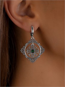 {{photo.Alt || photo.Description || 'Серьги из серебра с хризопразом'}}