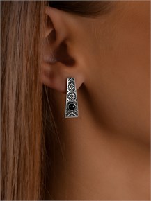 {{photo.Alt || photo.Description || 'Серьги из серебра с агатом'}}