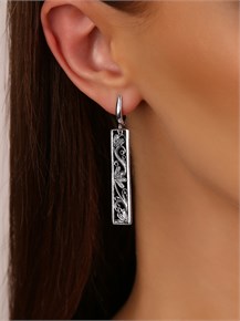 {{photo.Alt || photo.Description || 'Серьги из серебра в "Этно"  стиле'}}