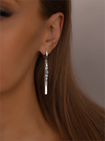 {{productViewItem.photos[photoViewList.activeNavIndex].Alt || productViewItem.photos[photoViewList.activeNavIndex].Description || 'Серьги из серебра с бирюзой'}}