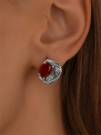 {{productViewItem.photos[photoViewList.activeNavIndex].Alt || productViewItem.photos[photoViewList.activeNavIndex].Description || 'Серьги из  серебра с сердоликом'}}