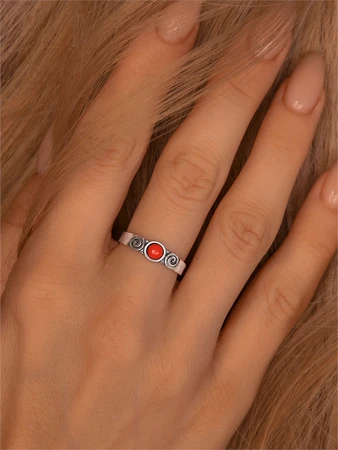 {{productViewItem.photos[photoViewList.activeNavIndex].Alt || productViewItem.photos[photoViewList.activeNavIndex].Description || 'Кольцо из серебра с кораллом'}}