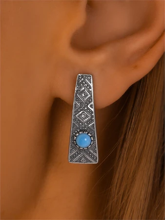 {{productViewItem.photos[photoViewList.activeNavIndex].Alt || productViewItem.photos[photoViewList.activeNavIndex].Description || 'Cерьги из серебра с бирюзой'}}