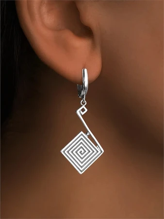 {{productViewItem.photos[photoViewList.activeNavIndex].Alt || productViewItem.photos[photoViewList.activeNavIndex].Description || 'Серьги из серебра'}}