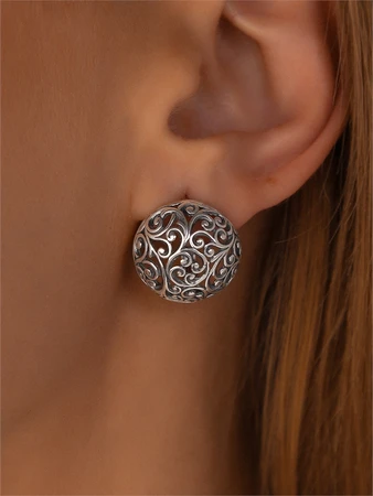 {{productViewItem.photos[photoViewList.activeNavIndex].Alt || productViewItem.photos[photoViewList.activeNavIndex].Description || 'Серьги из серебра'}}