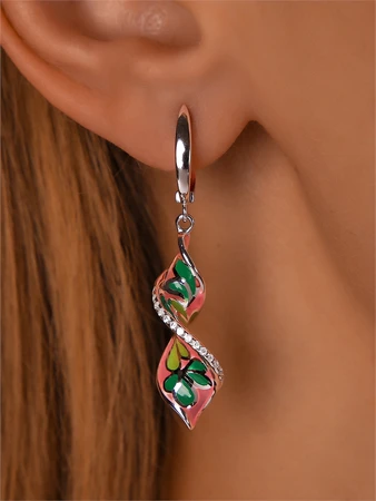 {{productViewItem.photos[photoViewList.activeNavIndex].Alt || productViewItem.photos[photoViewList.activeNavIndex].Description || 'Серьги из серебра с эмалью'}}