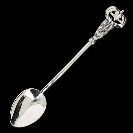 {{productViewItem.photos[photoViewList.activeNavIndex].Alt || productViewItem.photos[photoViewList.activeNavIndex].Description || 'Серебряная ложка Хеллоуин'}}