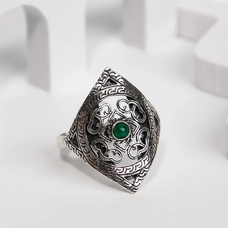 {{productViewItem.photos[photoViewList.activeNavIndex].Alt || productViewItem.photos[photoViewList.activeNavIndex].Description || 'Кольцо из серебра с хризопразом'}}