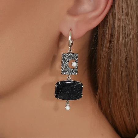 {{productViewItem.photos[photoViewList.activeNavIndex].Alt || productViewItem.photos[photoViewList.activeNavIndex].Description || 'Серьги из серебра с авантюрином и кахолонгом'}}