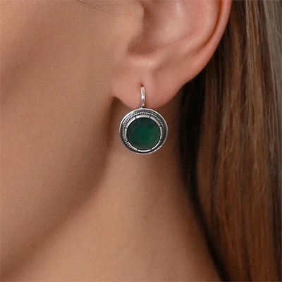 {{productViewItem.photos[photoViewList.activeNavIndex].Alt || productViewItem.photos[photoViewList.activeNavIndex].Description || 'Серьги из серебра с хризопразом'}}