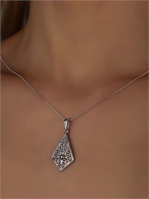 Кулон из серебра 2777
