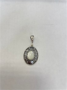 Кулон из серебра с лунным камнем 3023