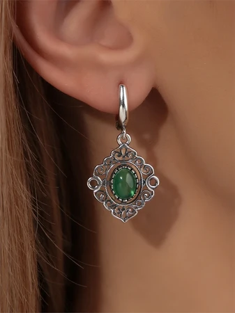 {{productViewItem.photos[photoViewList.activeNavIndex].Alt || productViewItem.photos[photoViewList.activeNavIndex].Description || 'Серьги из серебра с хризопразом'}}