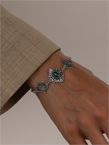 {{photo.Alt || photo.Description || 'Браслет из серебра с хризопразом'}}