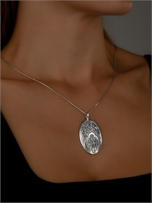 {{photo.Alt || photo.Description || 'Подвеска из серебра'}}