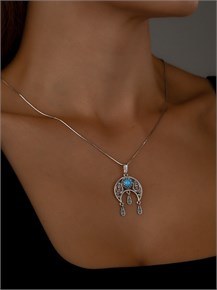 {{photo.Alt || photo.Description || 'Кулон из серебра с бирюзой'}}