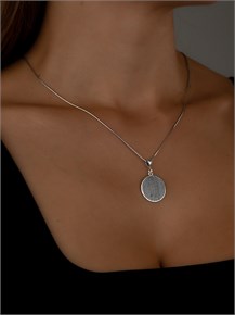 {{photo.Alt || photo.Description || 'Кулон из серебра'}}