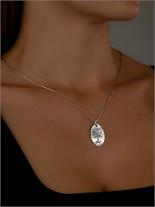 {{photo.Alt || photo.Description || 'Кулон из серебра'}}