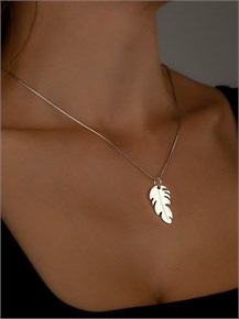 {{photo.Alt || photo.Description || 'Кулон из серебра арт. 3066'}}