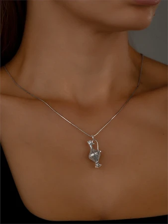 {{productViewItem.photos[photoViewList.activeNavIndex].Alt || productViewItem.photos[photoViewList.activeNavIndex].Description || 'Кулон из серебра'}}