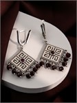 Серьги из серебра с гранатом 3274