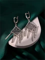 Серьги из серебра с подвесками 3497