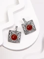 Серьги из серебра с сердоликом 3550